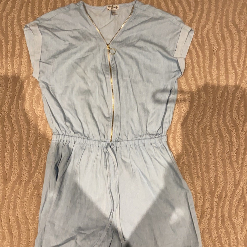 cute denim romper - Picture 2 of 3